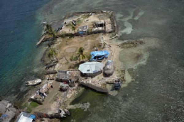Kadir van Lohuizen | Guna Yala, Panama, sealevel rise, 2014